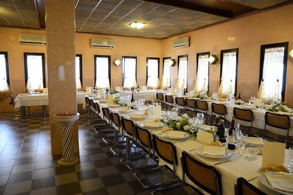 Hotel Da Franco Nogarole Rocca Exterior foto