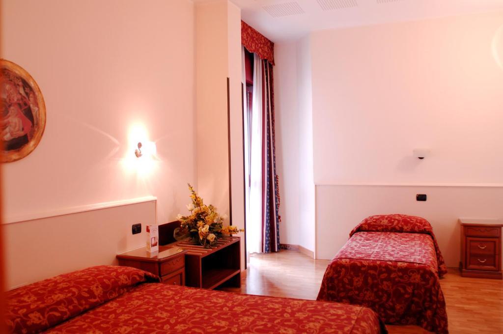 Hotel Da Franco Nogarole Rocca Zimmer foto