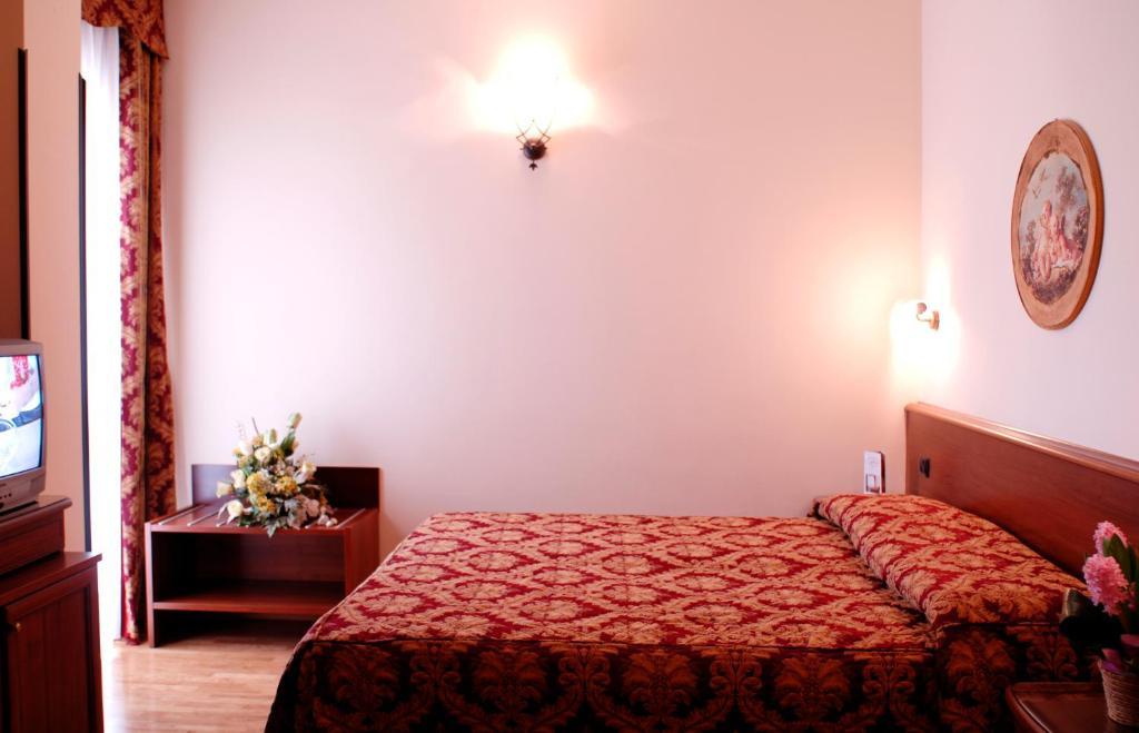 Hotel Da Franco Nogarole Rocca Zimmer foto