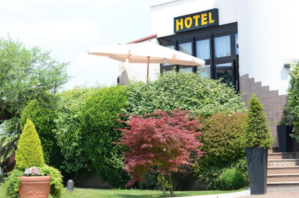Hotel Da Franco Nogarole Rocca Exterior foto